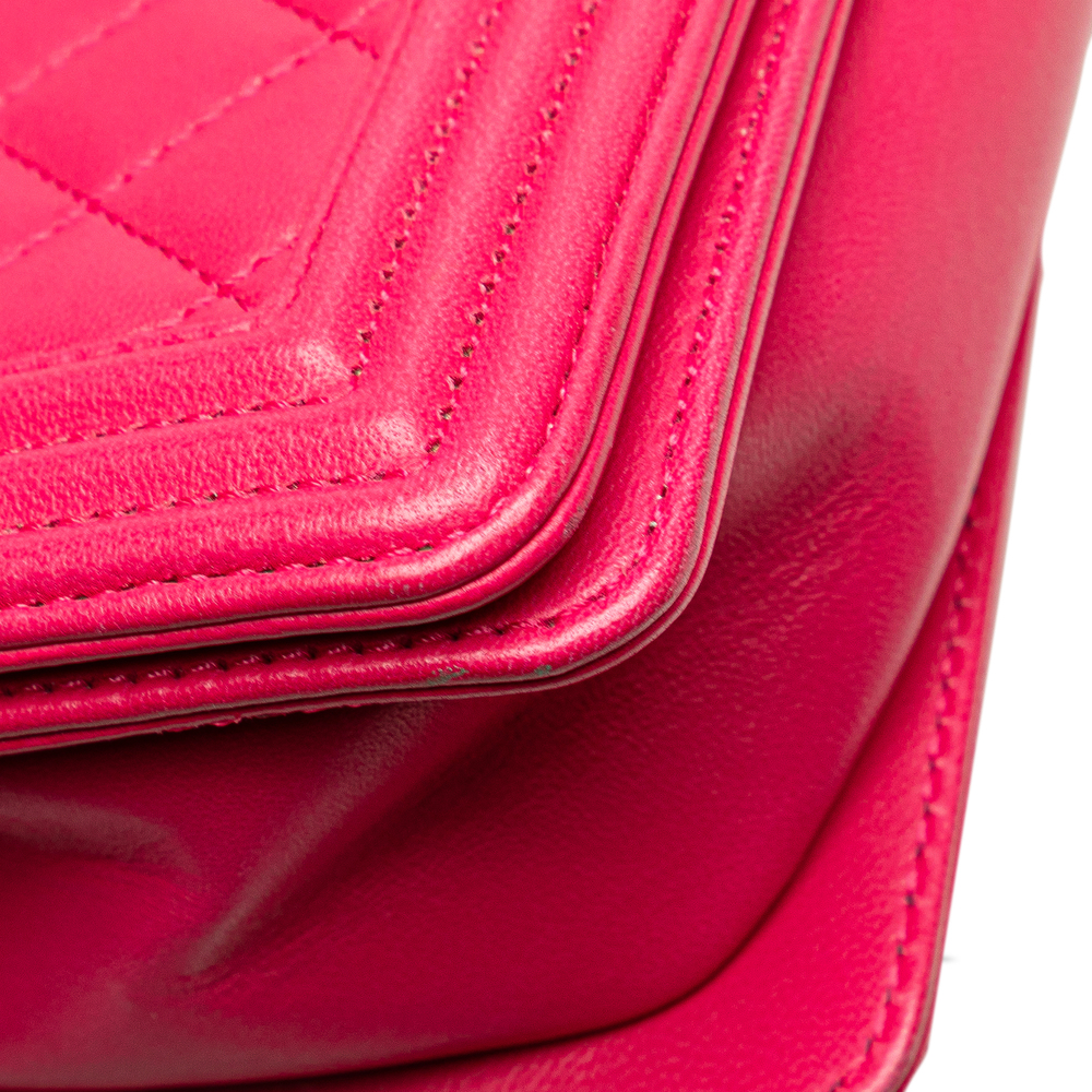 Pre-Loved Chanel Quilted Lambskin Boy Flap Clutch - Picture 9 of 11